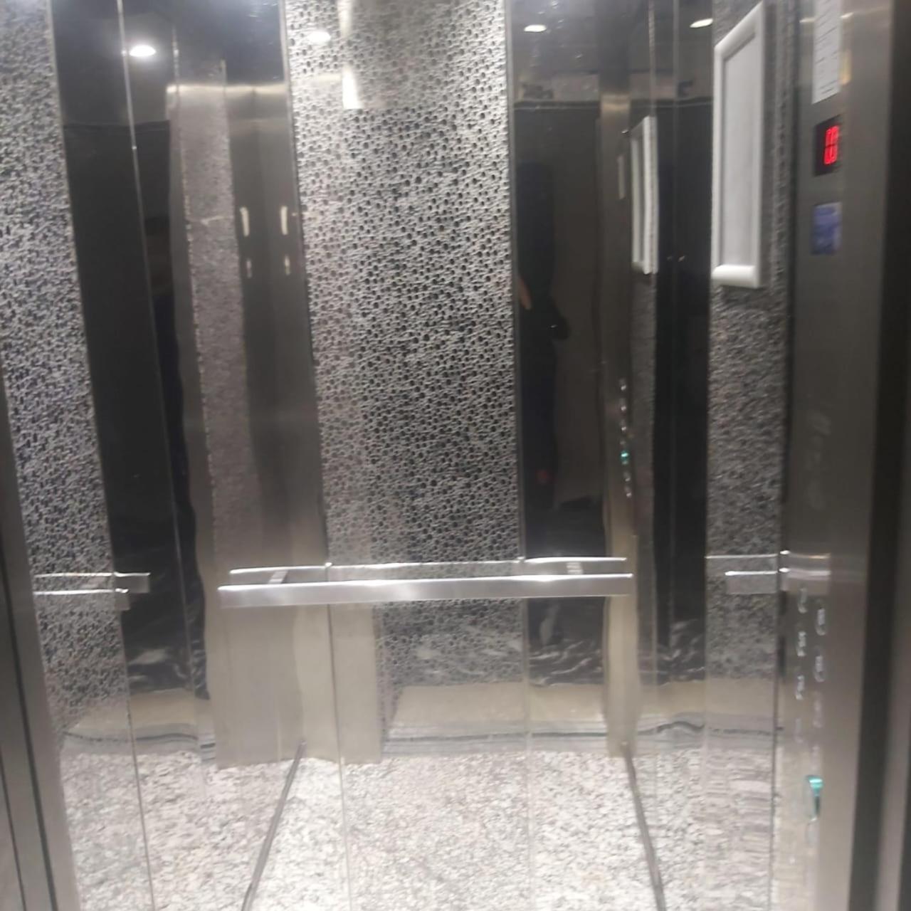 Apartement De Vacances Je N'accepte Pas Les Couples Musulmans Sans Contrat De Mariage Apartment *