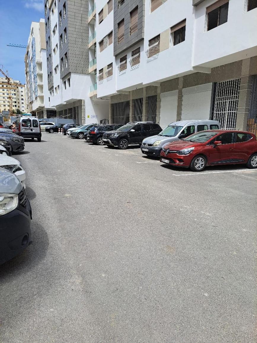 Apartement De Vacances Je N'accepte Pas Les Couples Musulmans Sans Contrat De Mariage Apartment *