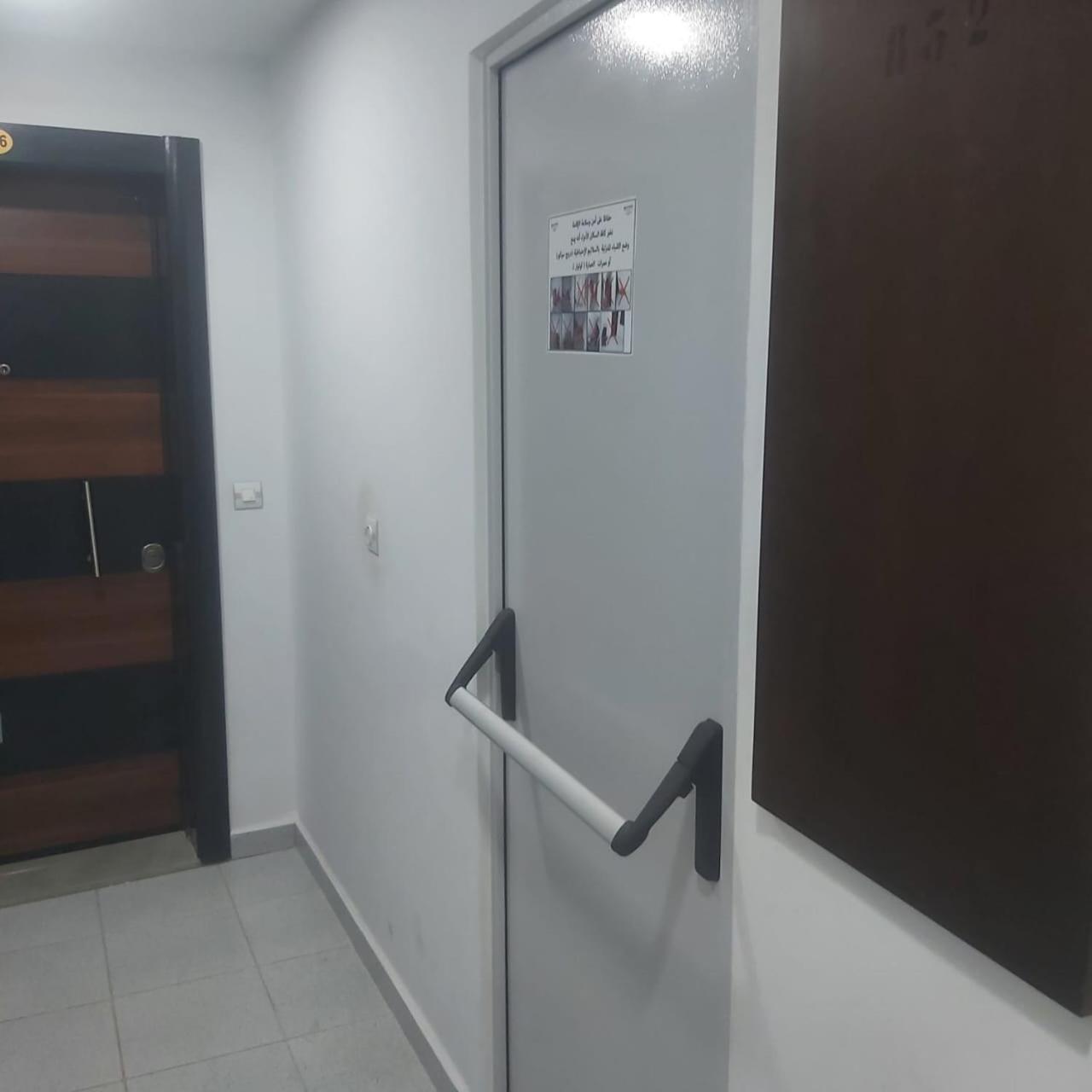 Apartement De Vacances Je N'accepte Pas Les Couples Musulmans Sans Contrat De Mariage Appartement *